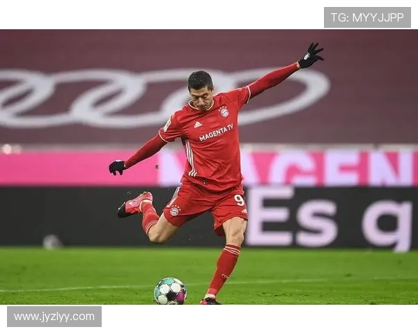 莱万德甲球队生涯盘点拜仁巨星的辉煌岁月 莱万德甲球队生涯盘点拜仁巨星的辉煌岁月