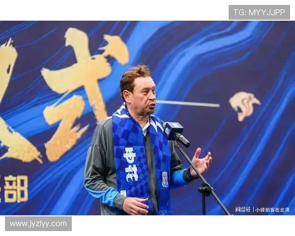 阿马杜拒绝首发引发斯卢茨基不满关系紧张再升级 阿马杜拒绝首发引发斯卢茨基不满关系紧张再升级